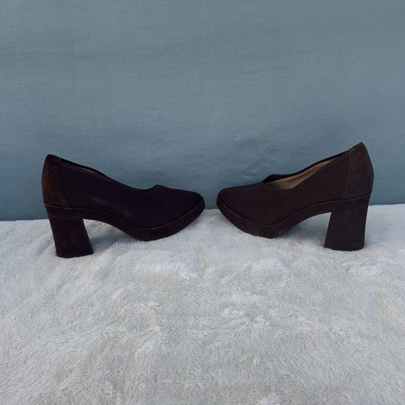 NWOT Eileen Fisher Signy Stretch Knit Block Heel Chocolate Brown Size 8.5M - Picture 3 of 8